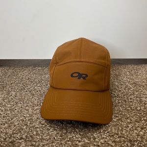 NEW WITH TAGS OR Wilson 5 Panel Cap